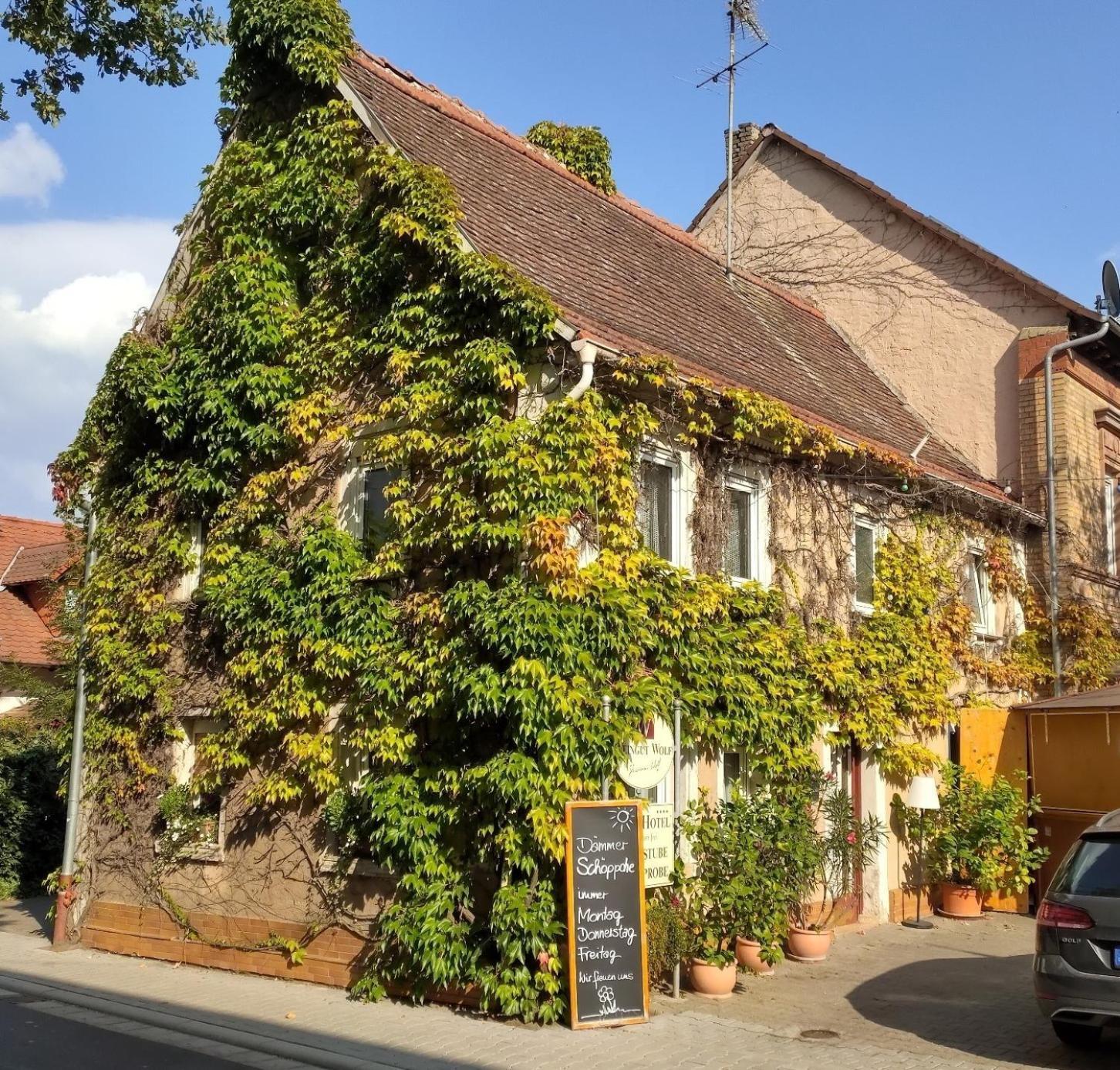 Weingut Weinstube Weinhotel Wolf Harxheim Exterior photo